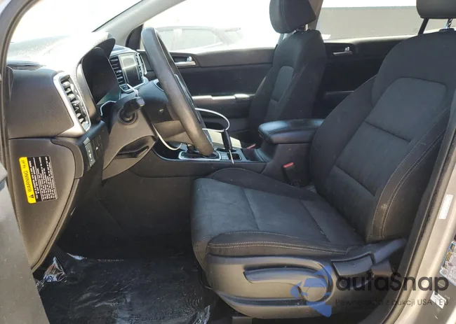 KNDPM3AC9L7681882: 52967715