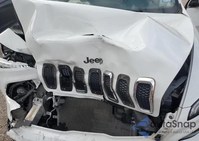 1C4PJLCB0HW641040: 64148695