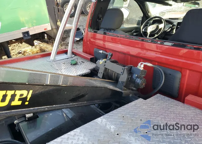 3C7WRKAL8NG275061: 53892355