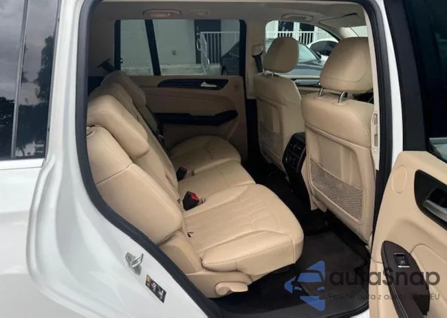 4JGDF6EE0HA899323: 53924735