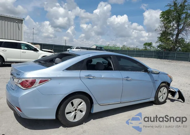 KMHEC4A46DA068997: 53745225