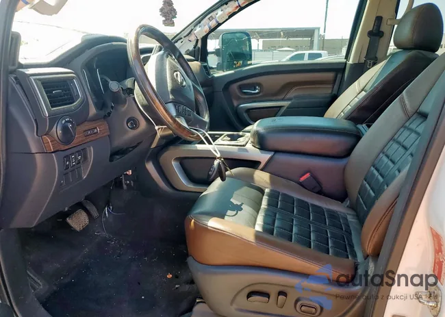 1N6BA1F42HN575024: 52025835