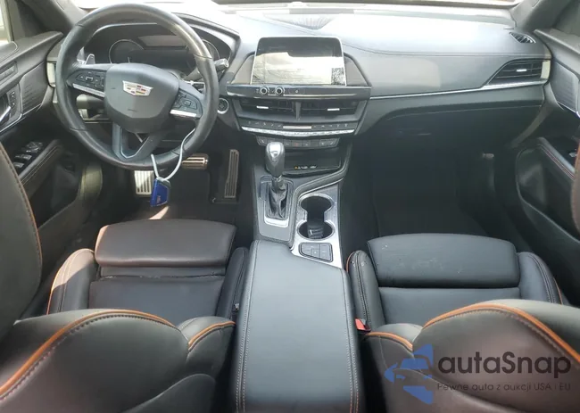 1G6DC5RK0N0126864: 51284655