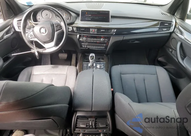 5UXKR0C56J0X86215: 52149735