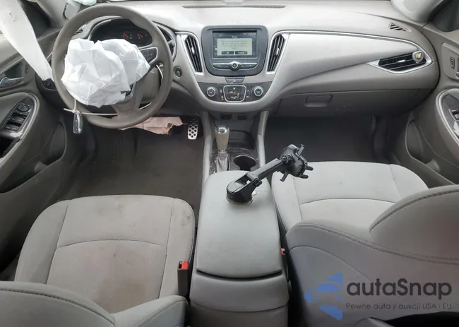 1G1ZB5ST3GF271060: 53148275