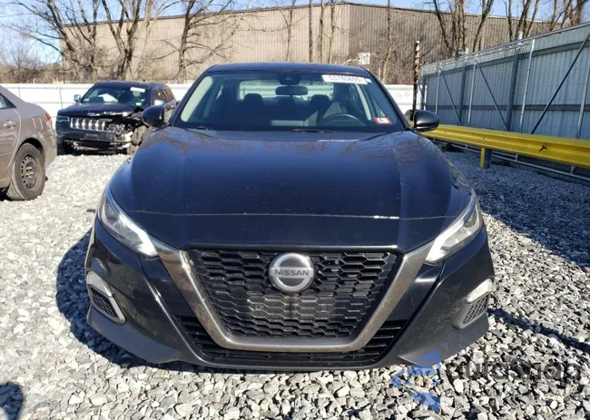 1N4BL4CW8MN333908: 53785695