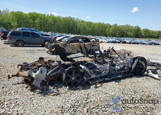 1FMJU1JT2KEA45580: 52104855