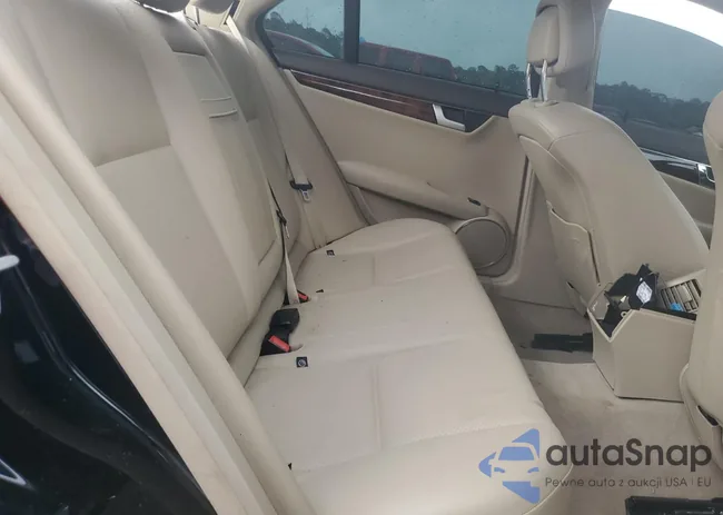 WDDGF8AB1DG084702: 53648875