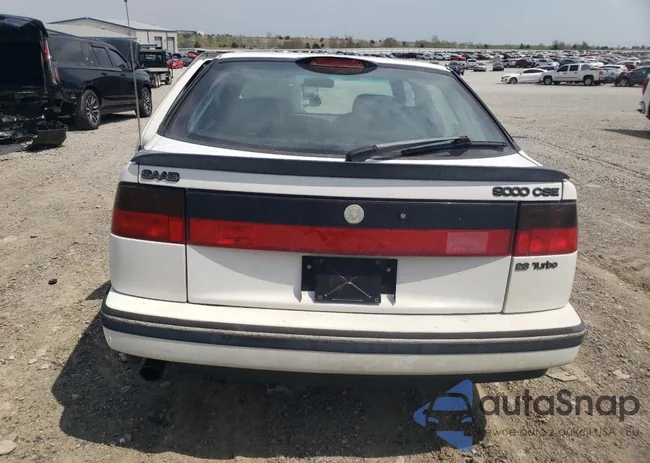 YS3CF68M5W1000335: 52372375