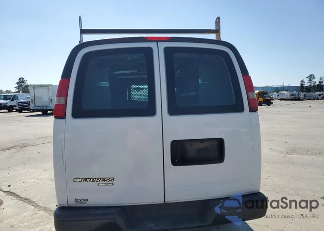 1GCWGAFF8G1131656: 51832595