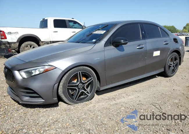 WDD3G4EB9KW000899: 52463325