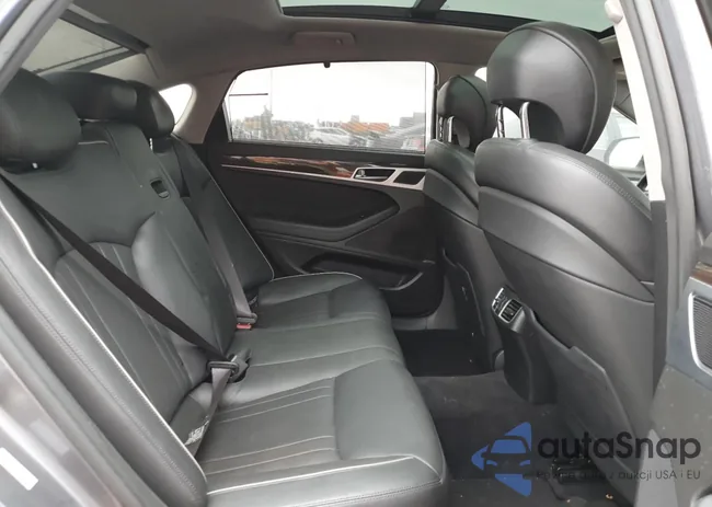 KMHGN4JE1GU126268: 51784235