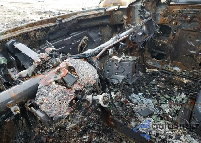 1N4AL3AP8EC426295: 51522565