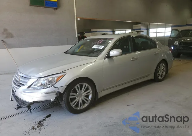 KMHGC4DDXDU257395: 52099815