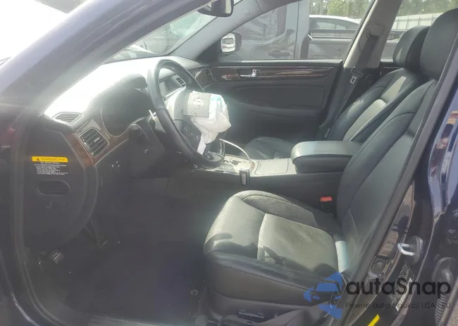 KMHGC46E29U022051: 57352695