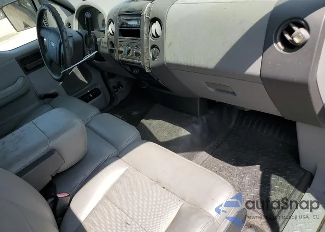 1FTRF12218KD11785: 58650575