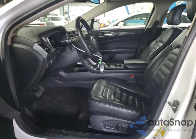 3FA6P0LU7JR129851: 54041815