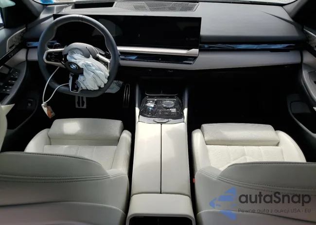 WBA63FJ03RCR13220: 56892445