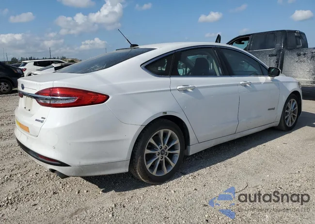 3FA6P0LU2HR410045: 54027595