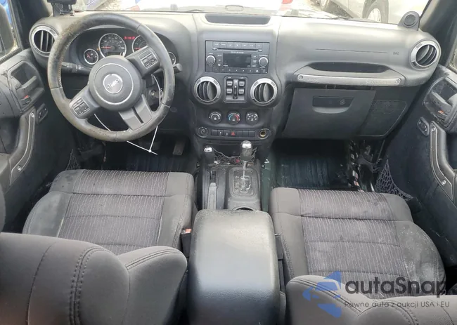 1C4BJWDG3CL181596: 57940655