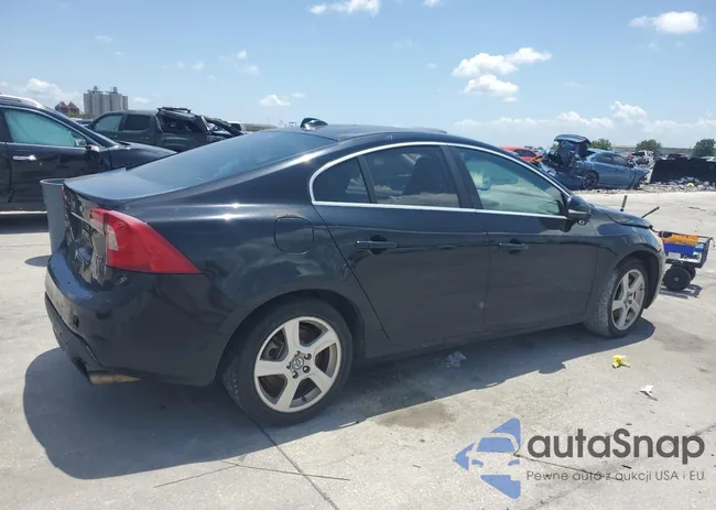 YV1622FS3C2029584: 68277135