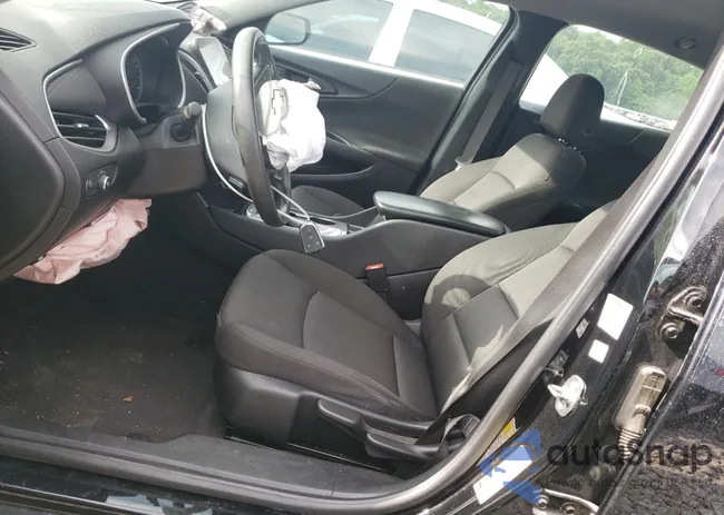 1G1ZB5ST2KF227835: 53789685