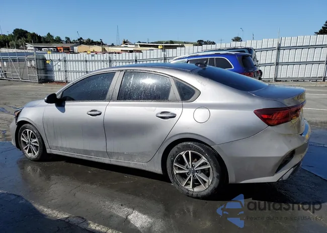 3KPF24AD0PE673739: 57299635