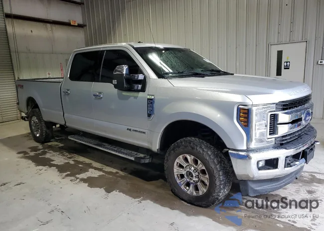 1FT7W2BT1JEB64068: 58517725