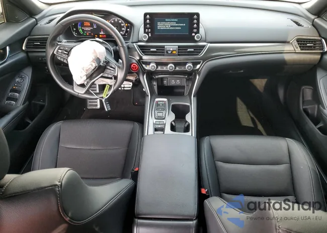 1HGCV3F25NA017906: 55484375