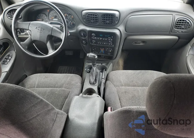 1GNET16S236241689: 55781825