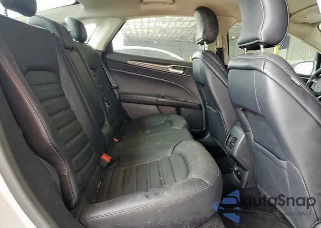 3FA6P0LU7HR408999: 55918685