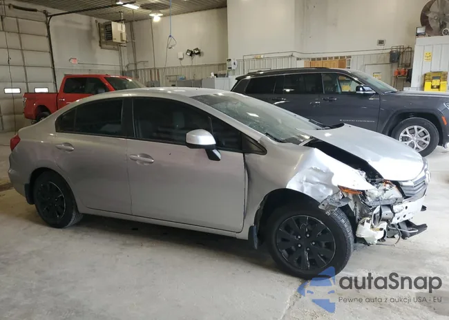 19XFB2F52CE098723: 58704185