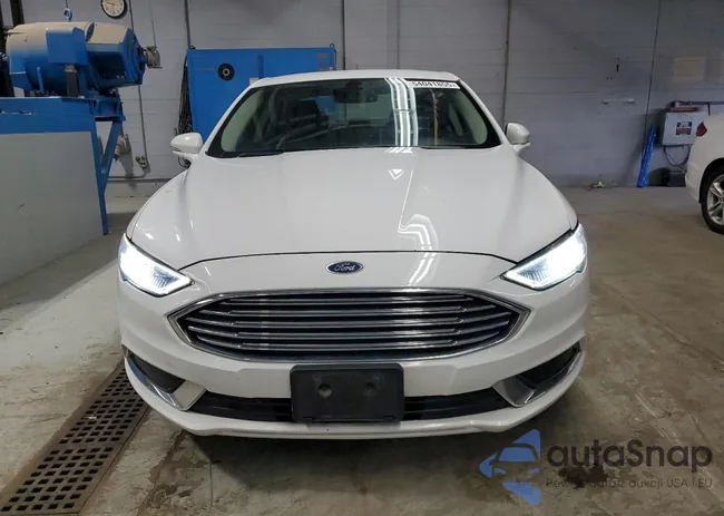 3FA6P0LU1JR172100: 54041855