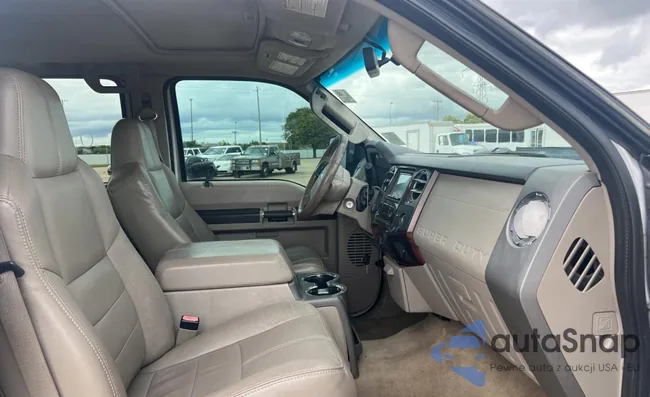 1FTSW21Y28ED73935: 58823645