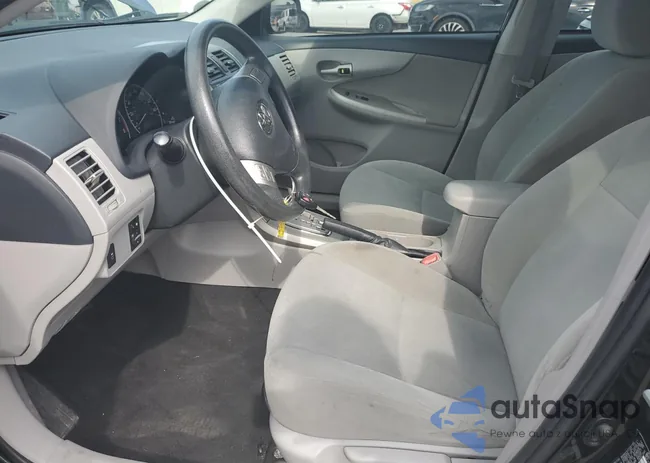 2T1BU4EE1BC730713: 57599325