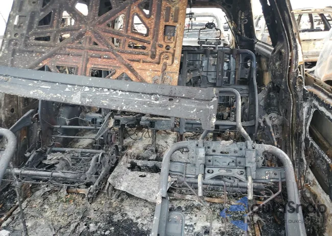 5TDYK3DC2DS333581: 57325635