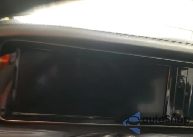 WDDUG7JB1FA138659: 55505345