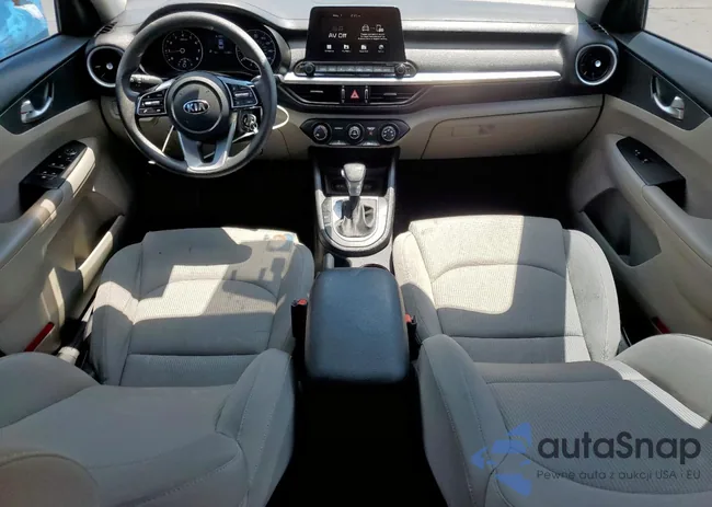 3KPF24AD5LE256403: 54944575