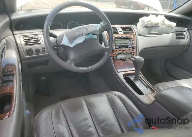 4T1BF28B1YU074830: 56575695