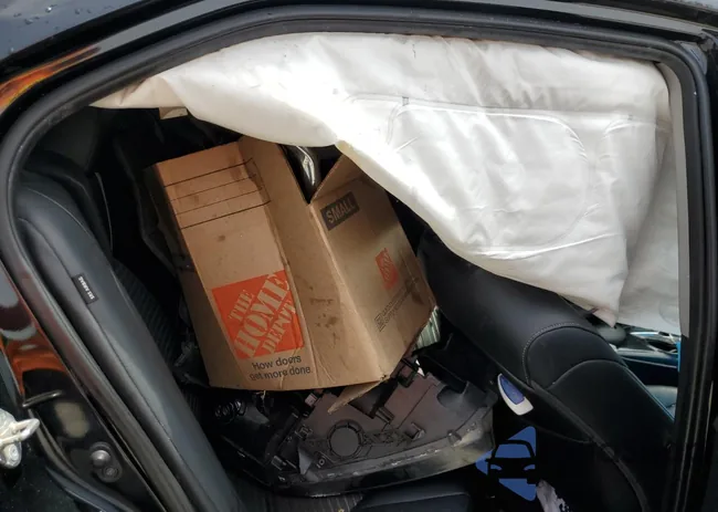 4T1M11AK0LU875351: 56028165