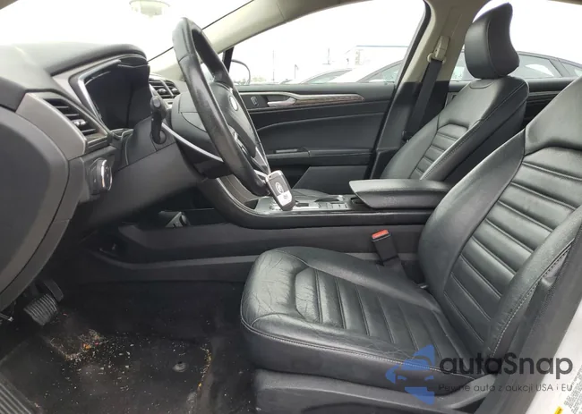 3FA6P0LU9JR129852: 54034465