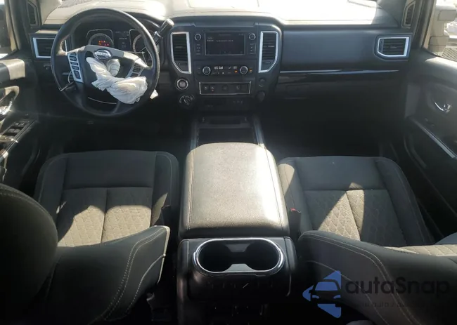 1N6AA1E56KN522176: 55591305