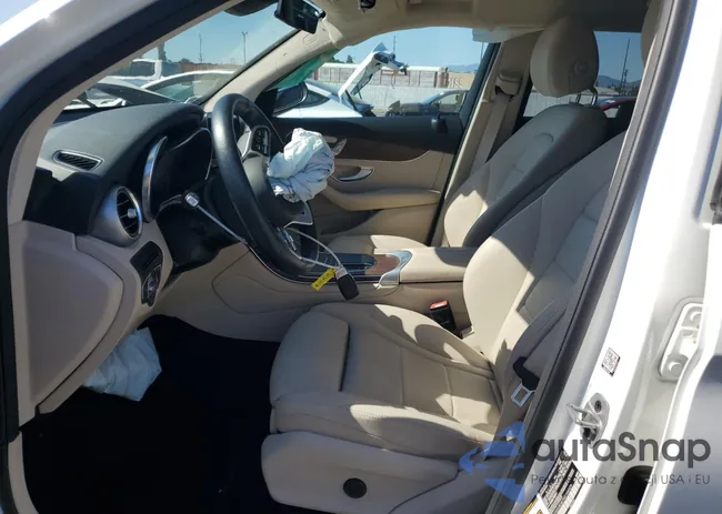 W1N0G8DB7NG104529: 56580295