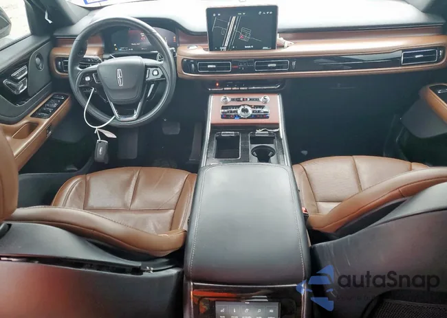 5LM5J7WC9NGL01600: 57332545