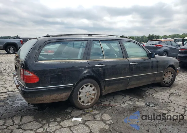 WDBJH65F0XA770084: 54714935