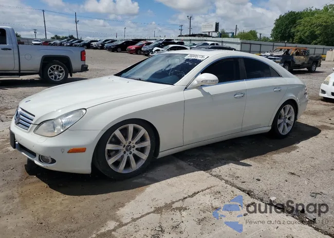 WDDDJ72X18A135923: 56005775