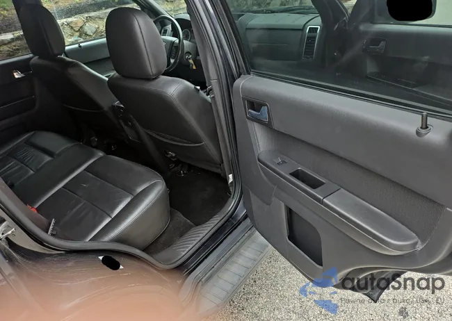 1FMCU9EG2CKB76323: 59109275