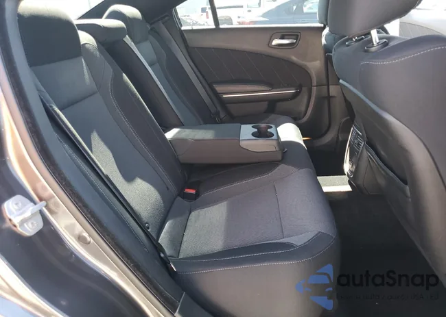 2C3CDXCT2FH731912: 56432285