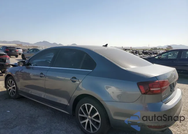 3VWDB7AJXHM393085: 57829795