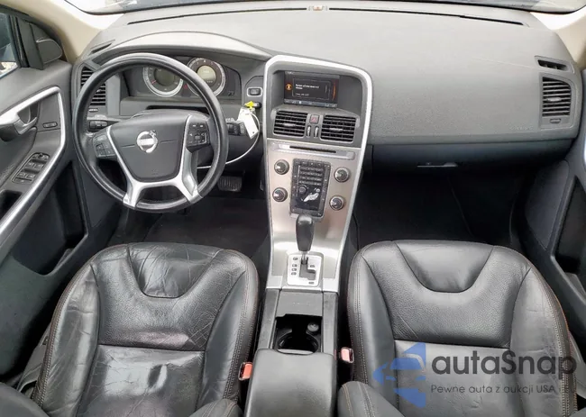 YV4902DZ3C2238295: 51546385